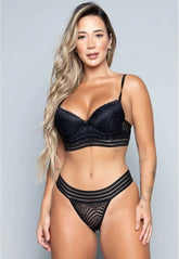 Conjunto Sutiã Com Bojo Em Renda e Calcinha Tanga Em Renda